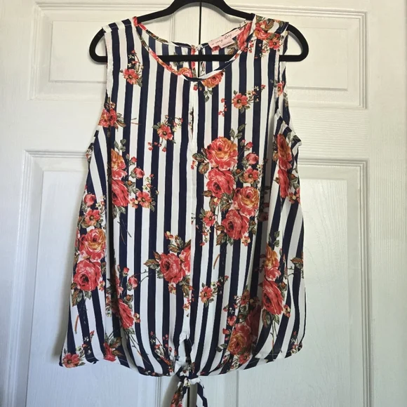 Penningtons Plus Size Floral Striped Sleeveless Top With Tie Bottom - Size 1x - Picture 7 of 9